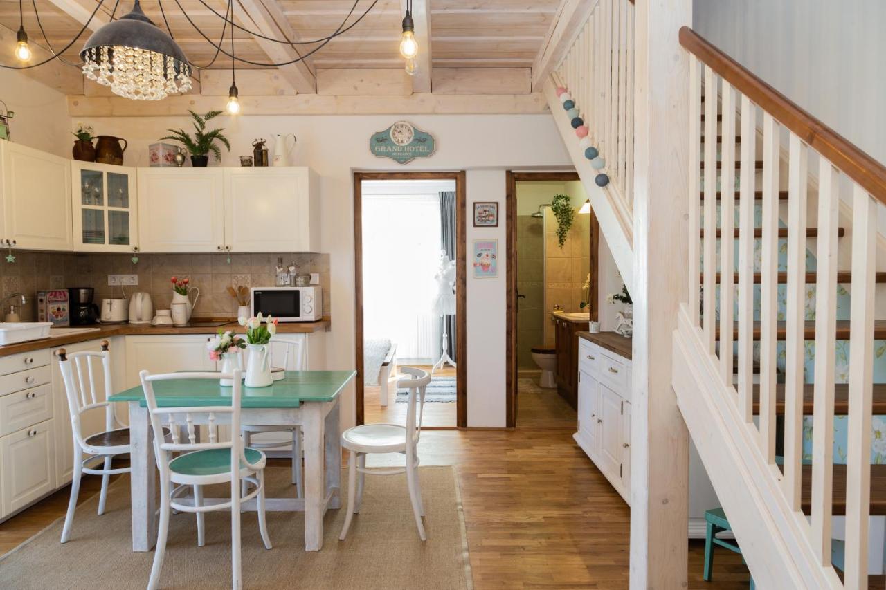 Vanilia Apartman Eger Esterno foto