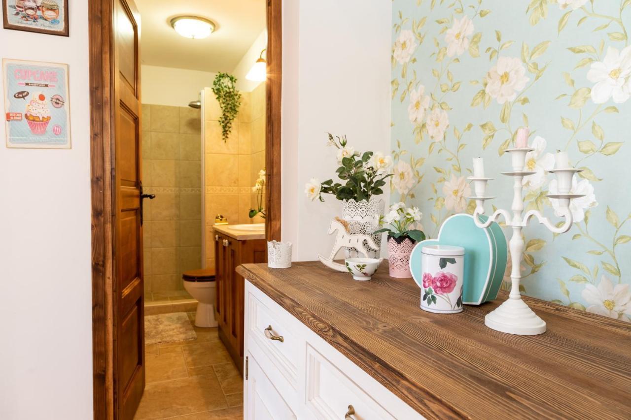 Vanilia Apartman Eger Esterno foto