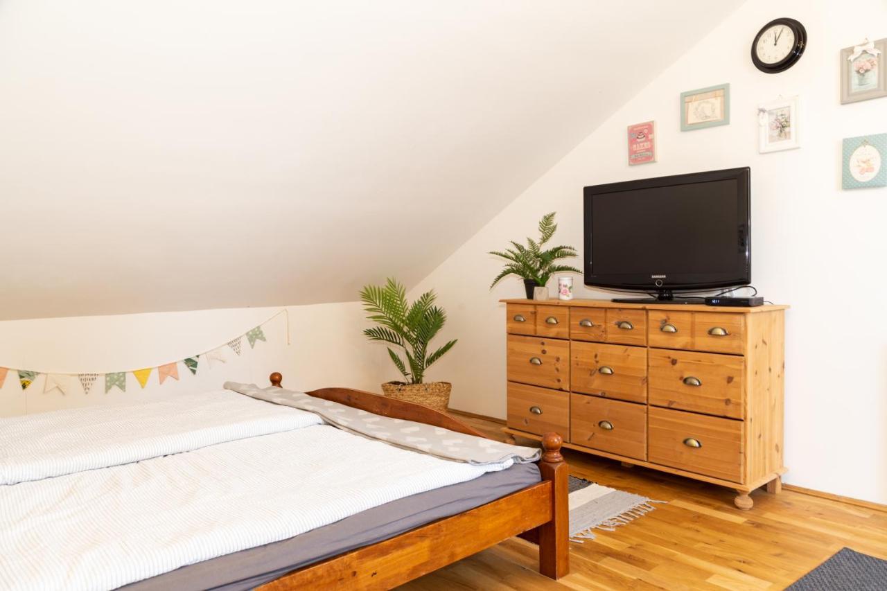Vanilia Apartman Eger Esterno foto