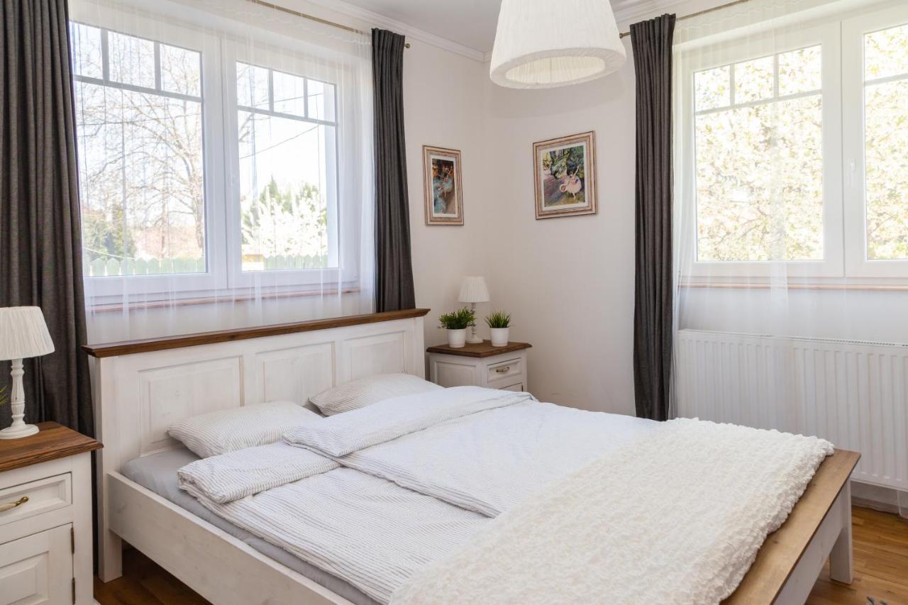 Vanilia Apartman Eger Esterno foto